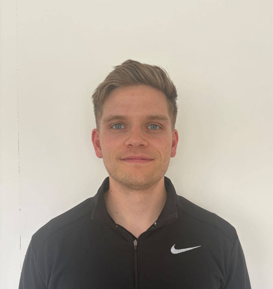 Sam Leeson’s main clinical passion lies in musculoskeletal physiotherapy